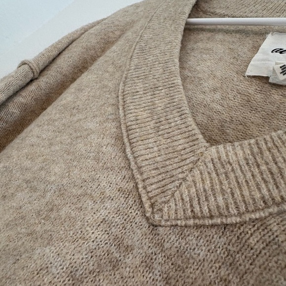 Aerie Soft Unreal V Neck Sweater in Oatmeal - Picture 3 of 13